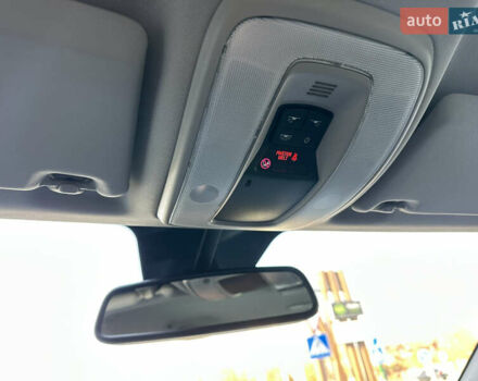 Чорний Вольво V50, об'ємом двигуна 2 л та пробігом 262 тис. км за 9850 $, фото 47 на Automoto.ua