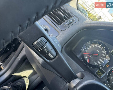 Черный Вольво В50, объемом двигателя 1.6 л и пробегом 227 тыс. км за 9500 $, фото 42 на Automoto.ua