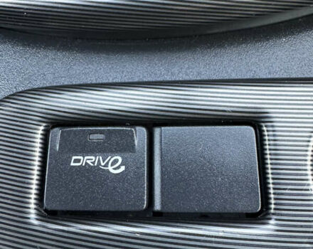 Черный Вольво В50, объемом двигателя 1.6 л и пробегом 235 тыс. км за 9350 $, фото 42 на Automoto.ua