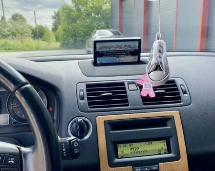 Чорний Вольво V50, об'ємом двигуна 2 л та пробігом 269 тис. км за 9200 $, фото 36 на Automoto.ua