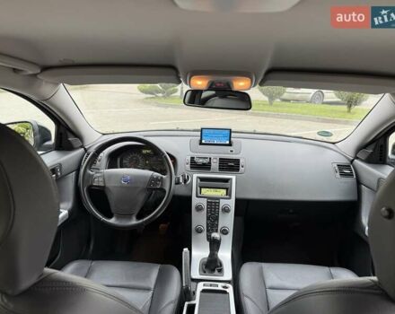 Черный Вольво В50, объемом двигателя 1.6 л и пробегом 226 тыс. км за 8290 $, фото 59 на Automoto.ua