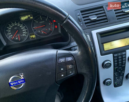 Черный Вольво В50, объемом двигателя 1.6 л и пробегом 252 тыс. км за 8200 $, фото 42 на Automoto.ua