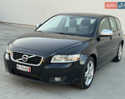 Черный Вольво В50, объемом двигателя 1.6 л и пробегом 235 тыс. км за 9350 $, фото 11 на Automoto.ua