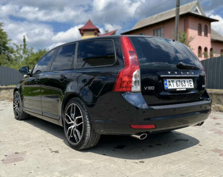 Чорний Вольво V50, об'ємом двигуна 1.98 л та пробігом 211 тис. км за 9600 $, фото 10 на Automoto.ua