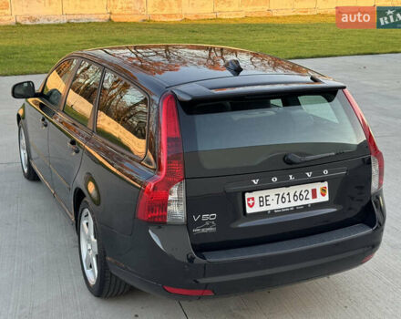 Черный Вольво В50, объемом двигателя 1.6 л и пробегом 235 тыс. км за 9350 $, фото 19 на Automoto.ua