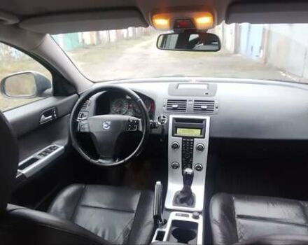 Черный Вольво В50, объемом двигателя 1.56 л и пробегом 260 тыс. км за 6900 $, фото 7 на Automoto.ua