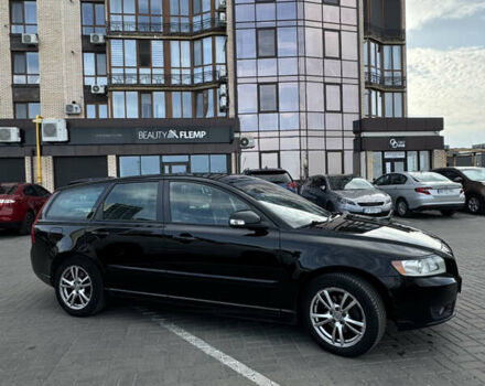 Черный Вольво В50, объемом двигателя 1.6 л и пробегом 316 тыс. км за 7299 $, фото 2 на Automoto.ua