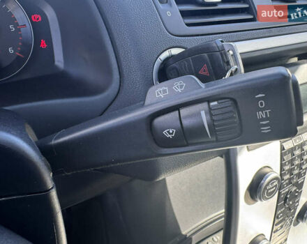 Черный Вольво В50, объемом двигателя 1.6 л и пробегом 227 тыс. км за 9500 $, фото 41 на Automoto.ua