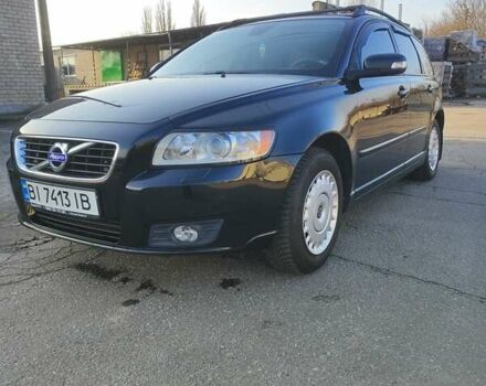 Черный Вольво В50, объемом двигателя 1.6 л и пробегом 201 тыс. км за 7500 $, фото 1 на Automoto.ua