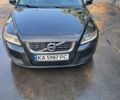 Черный Вольво В50, объемом двигателя 1.6 л и пробегом 270 тыс. км за 7500 $, фото 1 на Automoto.ua
