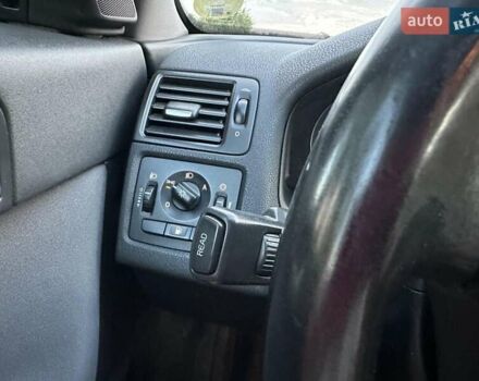 Черный Вольво В50, объемом двигателя 1.6 л и пробегом 232 тыс. км за 7600 $, фото 39 на Automoto.ua