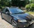 Черный Вольво В50, объемом двигателя 1.56 л и пробегом 231 тыс. км за 8300 $, фото 1 на Automoto.ua