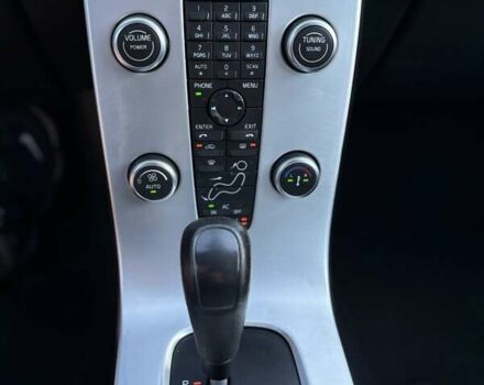 Черный Вольво В50, объемом двигателя 1.98 л и пробегом 228 тыс. км за 9600 $, фото 22 на Automoto.ua