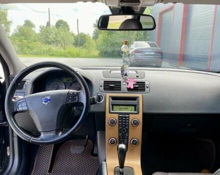 Чорний Вольво V50, об'ємом двигуна 2 л та пробігом 269 тис. км за 9200 $, фото 22 на Automoto.ua