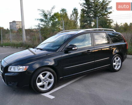 Черный Вольво В50, объемом двигателя 1.6 л и пробегом 218 тыс. км за 7600 $, фото 7 на Automoto.ua