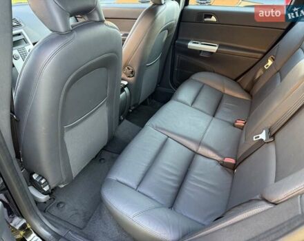 Черный Вольво В50, объемом двигателя 1.6 л и пробегом 226 тыс. км за 8290 $, фото 80 на Automoto.ua