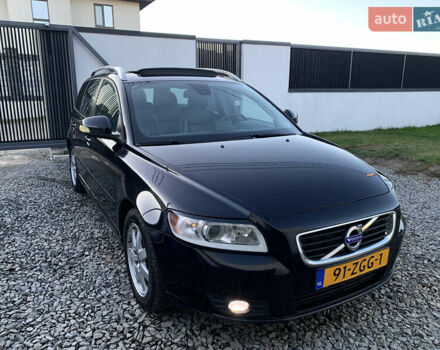 Черный Вольво В50, объемом двигателя 1.6 л и пробегом 252 тыс. км за 8200 $, фото 8 на Automoto.ua