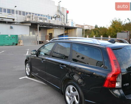Черный Вольво В50, объемом двигателя 1.6 л и пробегом 218 тыс. км за 7600 $, фото 5 на Automoto.ua