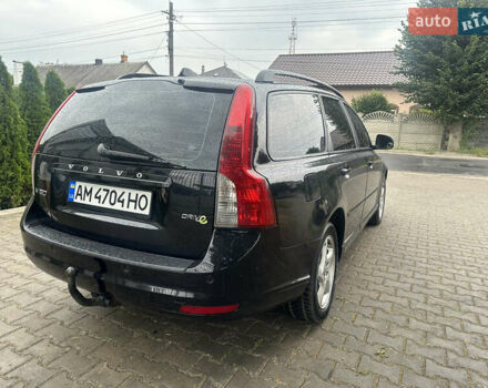 Черный Вольво В50, объемом двигателя 1.6 л и пробегом 215 тыс. км за 6799 $, фото 5 на Automoto.ua