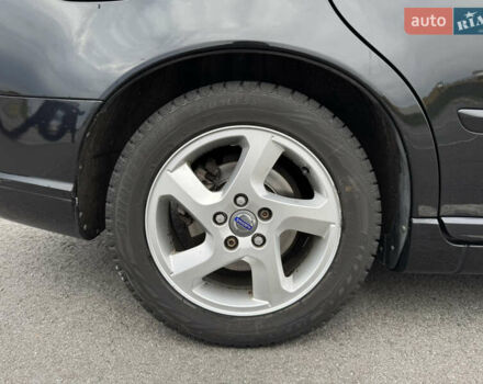 Черный Вольво В50, объемом двигателя 1.6 л и пробегом 225 тыс. км за 8300 $, фото 12 на Automoto.ua