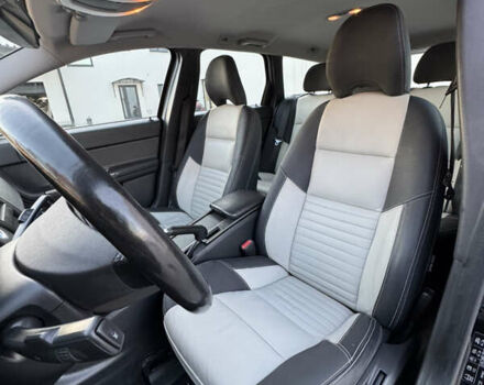 Черный Вольво В50, объемом двигателя 1.6 л и пробегом 235 тыс. км за 9350 $, фото 35 на Automoto.ua