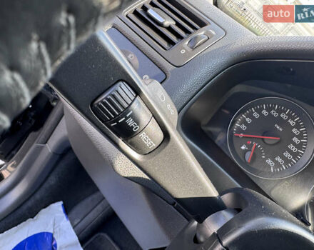 Черный Вольво В50, объемом двигателя 2 л и пробегом 210 тыс. км за 11000 $, фото 44 на Automoto.ua