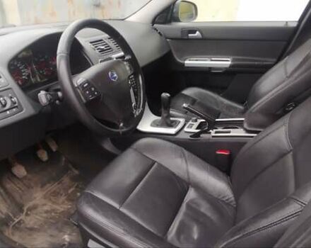 Черный Вольво В50, объемом двигателя 1.56 л и пробегом 260 тыс. км за 6900 $, фото 8 на Automoto.ua