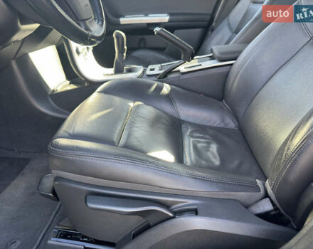 Черный Вольво В50, объемом двигателя 1.6 л и пробегом 227 тыс. км за 9500 $, фото 20 на Automoto.ua