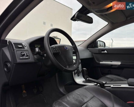 Черный Вольво В50, объемом двигателя 1.6 л и пробегом 217 тыс. км за 8550 $, фото 31 на Automoto.ua