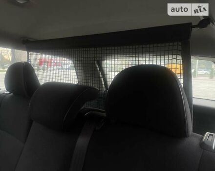 Черный Вольво В50, объемом двигателя 1.6 л и пробегом 180 тыс. км за 8700 $, фото 34 на Automoto.ua