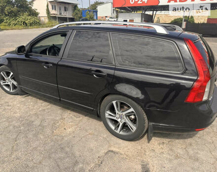Черный Вольво В50, объемом двигателя 1.6 л и пробегом 213 тыс. км за 10100 $, фото 10 на Automoto.ua