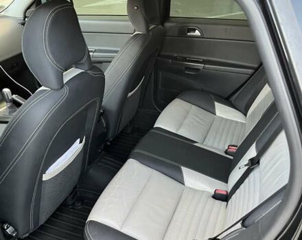 Черный Вольво В50, объемом двигателя 1.56 л и пробегом 264 тыс. км за 8300 $, фото 10 на Automoto.ua