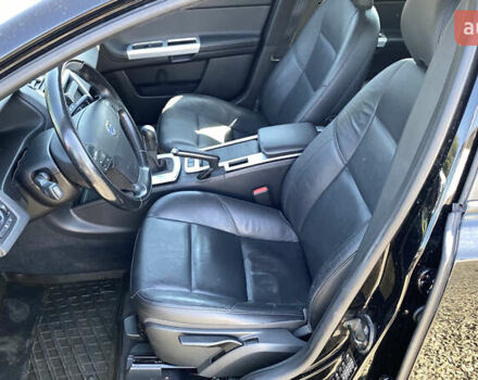 Черный Вольво В50, объемом двигателя 1.6 л и пробегом 197 тыс. км за 8200 $, фото 24 на Automoto.ua