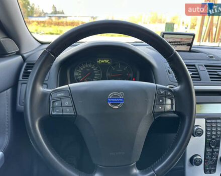 Чорний Вольво V50, об'ємом двигуна 2 л та пробігом 262 тис. км за 9850 $, фото 48 на Automoto.ua