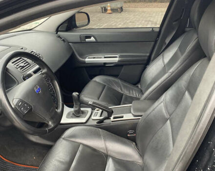 Чорний Вольво V50, об'ємом двигуна 1.56 л та пробігом 250 тис. км за 8999 $, фото 9 на Automoto.ua