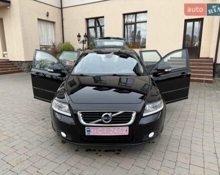 Черный Вольво В50, объемом двигателя 1.6 л и пробегом 226 тыс. км за 8290 $, фото 32 на Automoto.ua