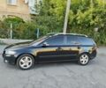Черный Вольво В50, объемом двигателя 1.6 л и пробегом 310 тыс. км за 7200 $, фото 1 на Automoto.ua