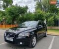 Черный Вольво В50, объемом двигателя 1.6 л и пробегом 245 тыс. км за 8500 $, фото 1 на Automoto.ua