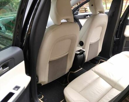 Черный Вольво В50, объемом двигателя 1.6 л и пробегом 186 тыс. км за 9000 $, фото 22 на Automoto.ua