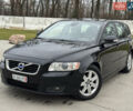 Черный Вольво В50, объемом двигателя 1.6 л и пробегом 217 тыс. км за 8550 $, фото 1 на Automoto.ua
