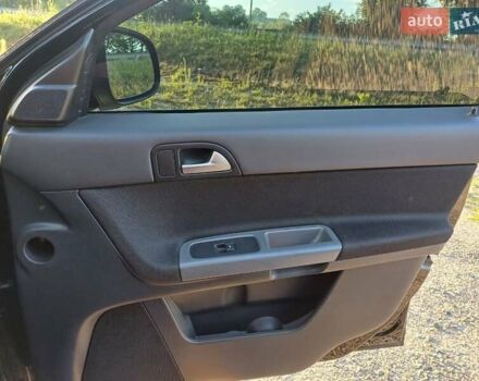 Черный Вольво В50, объемом двигателя 1.56 л и пробегом 219 тыс. км за 8100 $, фото 16 на Automoto.ua