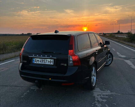 Черный Вольво В50, объемом двигателя 1.56 л и пробегом 295 тыс. км за 8800 $, фото 14 на Automoto.ua