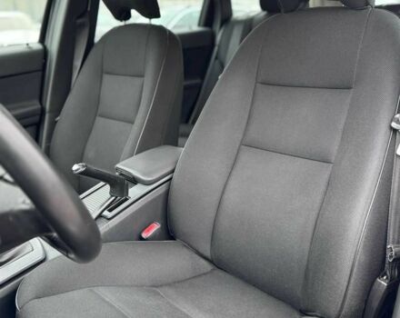 Черный Вольво В50, объемом двигателя 1.6 л и пробегом 213 тыс. км за 8900 $, фото 19 на Automoto.ua