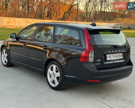 Черный Вольво В50, объемом двигателя 1.6 л и пробегом 235 тыс. км за 9350 $, фото 18 на Automoto.ua