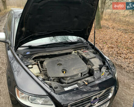 Черный Вольво В50, объемом двигателя 1.6 л и пробегом 270 тыс. км за 8500 $, фото 13 на Automoto.ua