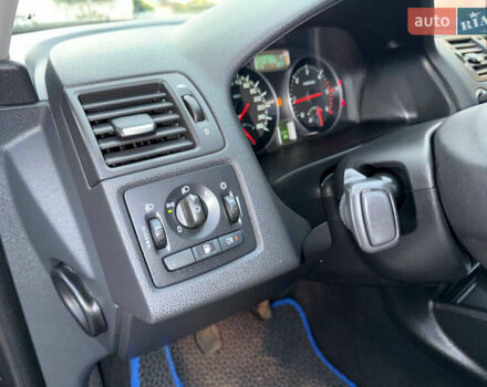 Чорний Вольво V50, об'ємом двигуна 1.6 л та пробігом 211 тис. км за 7950 $, фото 40 на Automoto.ua