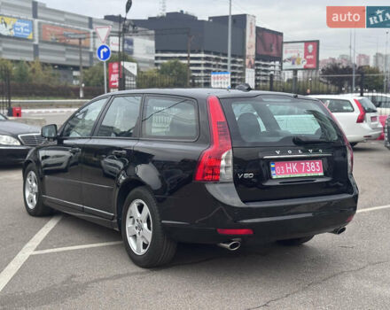 Черный Вольво В50, объемом двигателя 2 л и пробегом 200 тыс. км за 11300 $, фото 3 на Automoto.ua