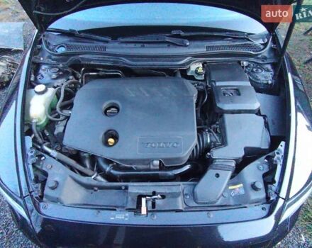 Чорний Вольво V50, об'ємом двигуна 1.6 л та пробігом 240 тис. км за 8350 $, фото 1 на Automoto.ua