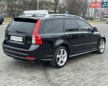 Черный Вольво В50, объемом двигателя 2 л и пробегом 167 тыс. км за 11700 $, фото 28 на Automoto.ua