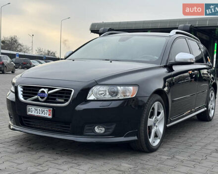 Черный Вольво В50, объемом двигателя 2 л и пробегом 167 тыс. км за 11700 $, фото 11 на Automoto.ua